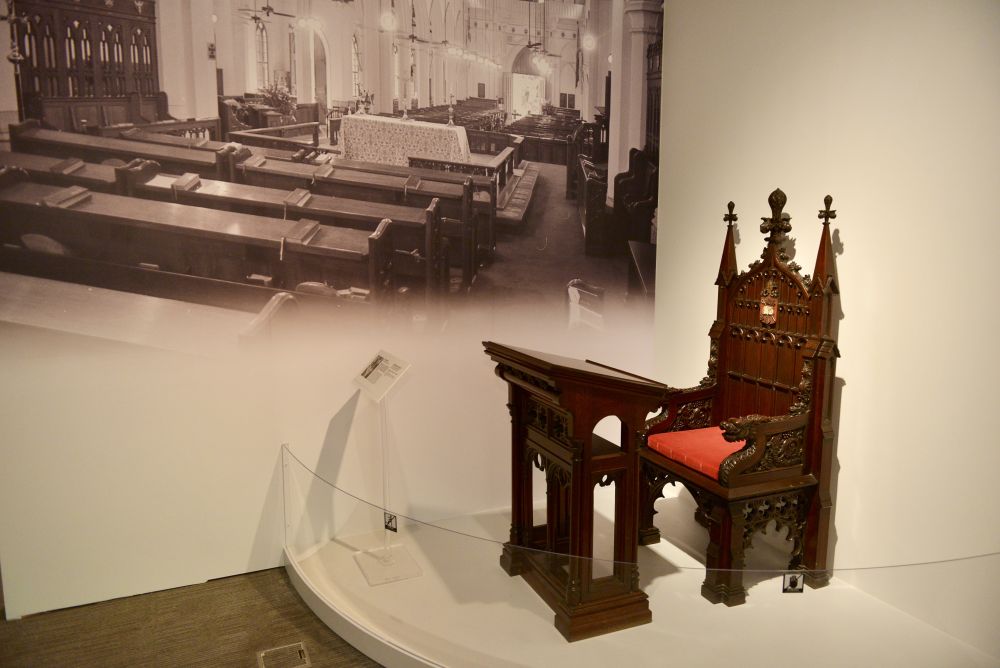 Picture shows the Bishop’s Throne of St John’s Cathedral in Central constructed in 1849.  This is the first-generation Bishop’s Throne of the Cathedral and can be dated back to about 1898.