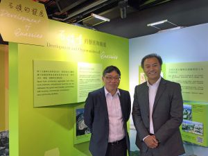 A thematic exhibition entitled “The Legend of Rocks: Destiny of Quarries”, jointly organised by the Civil Engineering and Development Department and Planning Department (PlanD), illustrates the evolution of Hong Kong’s quarry industry and showcases its contribution to city development to the public.  Pictured are the Director of Civil Engineering and Development, Mr LAM Sai-hung (left), and the Director of Planning, Mr LEE Kai-wing, Raymond.