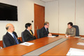 The Secretary for Development, Mrs Carrie Lam, today (January 10) meets with the President of the Institution of Civil Engineers, Mr Richard Coackley (second from right), to brief him on the latest infrastructure developments in Hong Kong.