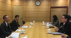 The Secretary for Development, Mr Eric Ma (first right), today (February 21) meets with the Director-General of the Department of Taiwan, Hong Kong and Macao Affairs of the Ministry of Commerce, Mr Sun Tong (first left), in Beijing. 