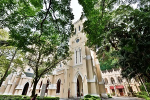 香港聖公會聖約翰座堂屬英國早期及中期哥德式裝飾風格的座堂