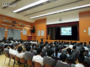 The Outreach Programme visits secondary schools to explain town planning issues to students