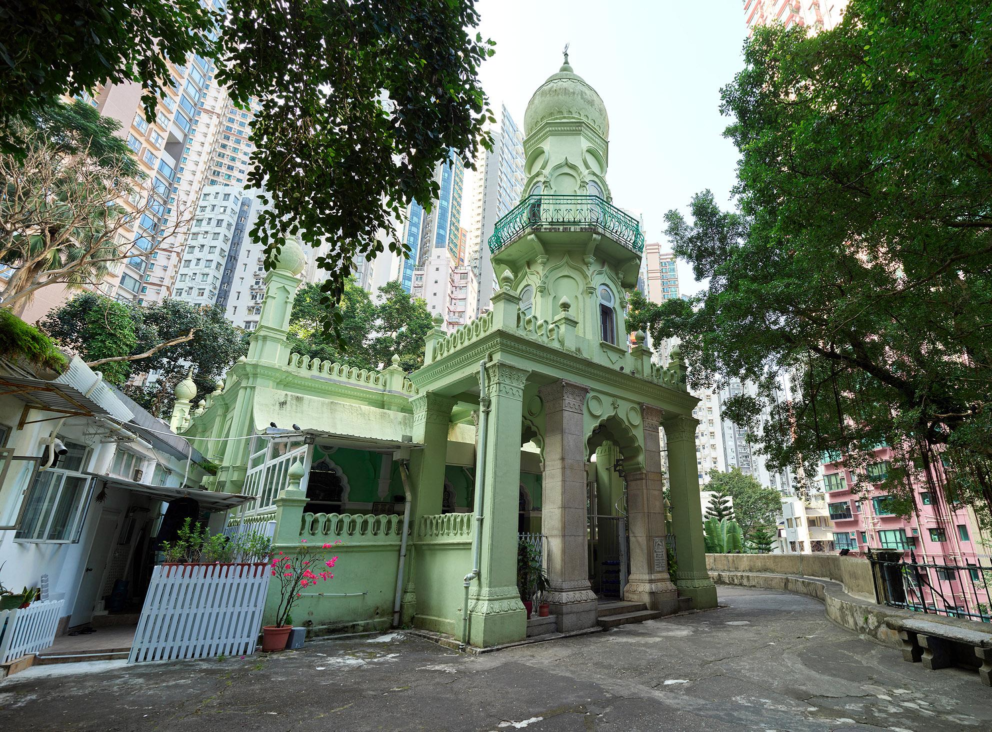 The Government today (May 20) gazetted a notice announcing that the Antiquities Authority (i.e. the Secretary for Development) has declared Jamia Mosque and Hong Kong City Hall in Central, and Lui Seng Chun in Mong Kok as monuments under the Antiquities and Monuments Ordinance. Photo shows the front façade of Jamia Mosque. The minaret with its balcony is the most prominent feature of Jamia Mosque.