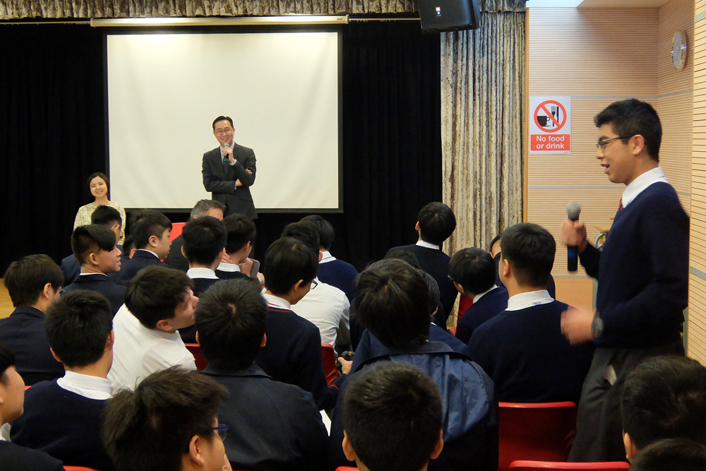 Exchanging views with secondary students in one of the sharing sessions, as young people are amongst the key stakeholders in this PE exercise. 
