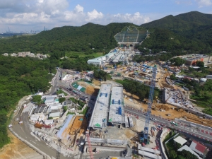 Construction of viaduct A of the connecting road of the LT/HYW BCP and the southern entrance of the Cheung Shan Tunnel