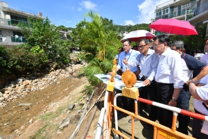 We visited the sites damaged by heavy rainstorms in Ting Kok Village and Tai Mei Tuk Village, Tai Po, a few days ago.