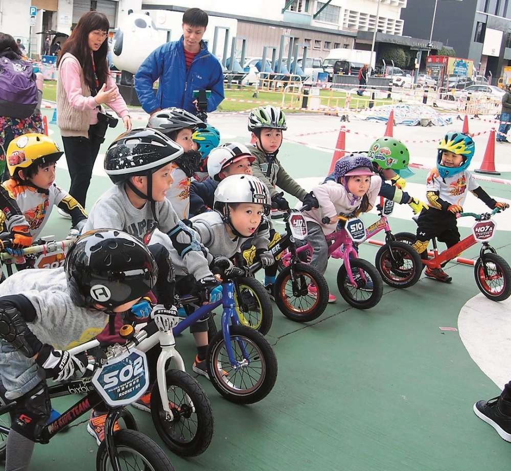The Fly the Flyover Operation brings more vibrancy to the community, and different organisations in the past have held a rich array of activities suitable for all ages and very popular with young people.