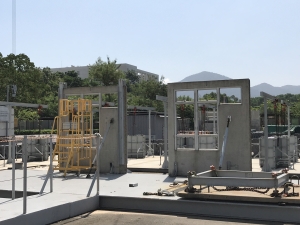 The Tai Po Training Ground has training sites for crane operation and metal formwork erection for trainees’ practice.