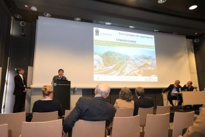 Chief Geotechnical Engineer of the CEDD, Mr HO Ying-kit, Tony (second left), and Chief Town Planner of the PlanD, Mr LO Wai-ming, Edward (first left), represented the two departments at the ITA international conference in Paris and present to the panel of judges the cross-departmental collaboration in formulating the Cavern Master Plan.