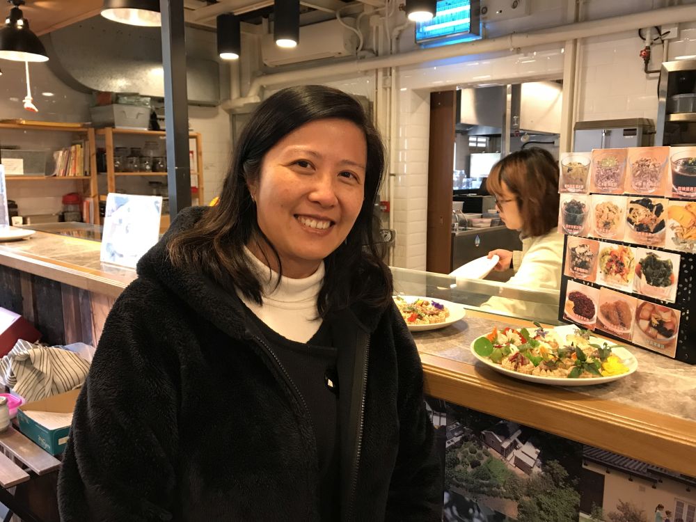 A participant of the Green Hub’s programme, Ms SETO Kam-yan, Constance, says she likes the environment and atmosphere of the Green Hub and will come there more often.