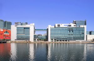 The two towers of the HKCH are built about 45 metres apart to enhance air circulation and minimise impact on the surrounding environment.