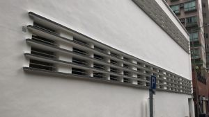 The horizontal streamlined bands of windows are one of the architectural features of the Bridges Street Market.