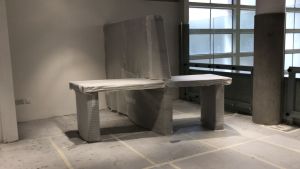 The HKNE also retains some original facilities including the open stalls shown in the picture.