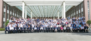 The CEDD colleagues in a group photo with seminar participants.