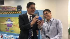 The SDEV, Mr Michael WONG, gets it right with a building safety question and wins a capsule toy.