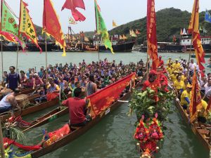 Tai O celebrates the Dragon Boat Festival with the Dragon Boat Water Parade and exciting dragon boat races.