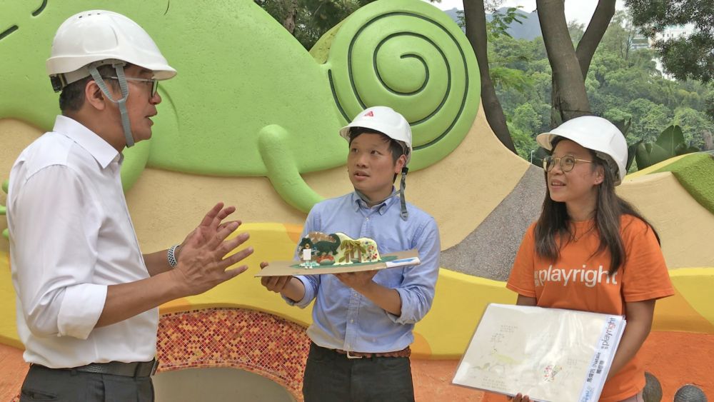 According to Landscape Architect of the ArchSD, Mr CHAN Chun-ho (centre), and PCPA Play Environment Development Officer, Ms Florence CHIU (right), children including those from special schools have been invited to participate in the design of some of the play equipment, such as the sensory walls, so that they can meet the needs of real users.