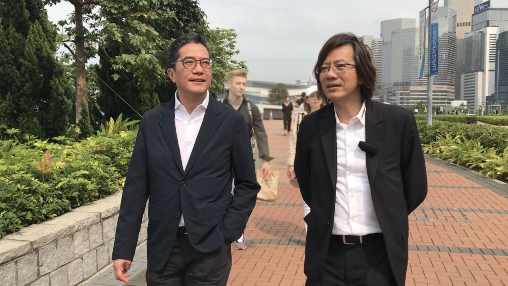 Mr Michael WONG, SDEV (left), and Mr Vincent NG (right) believe that the participation of private operators in harbourfront design, development and management will inject greater flexibility, diversity and vibrancy in harbourfront development.