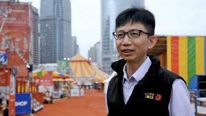 Engineer of the Electrical and Mechanical Services Department (EMSD), Mr CHAN Chi-pui, says that in monitoring the safety of amusement rides, colleagues need to be “bold and cautious”, and have extensive professional knowledge of electricity, machinery and different operating systems. 