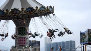 Members of the public should consider their own health and abilities in choosing which amusement rides to get on. This way, they can have fun and be safe at the same time.