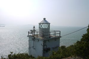 The GEO operates about 90 automatic raingauges all over Hong Kong, with some located in places as far as Po Toi Island, Tap Mun and Fan Lau in Lantau Island (shown in the picture). 