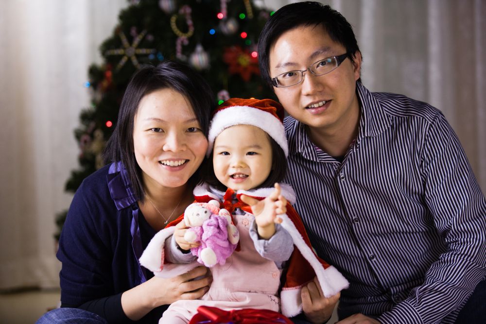 Janet feels the pressure of being a working mother because of her hectic work life. Therefore, she tries her best to spend the weekends with her daughter and travels with her family during long holidays so that they can enjoy family life together.