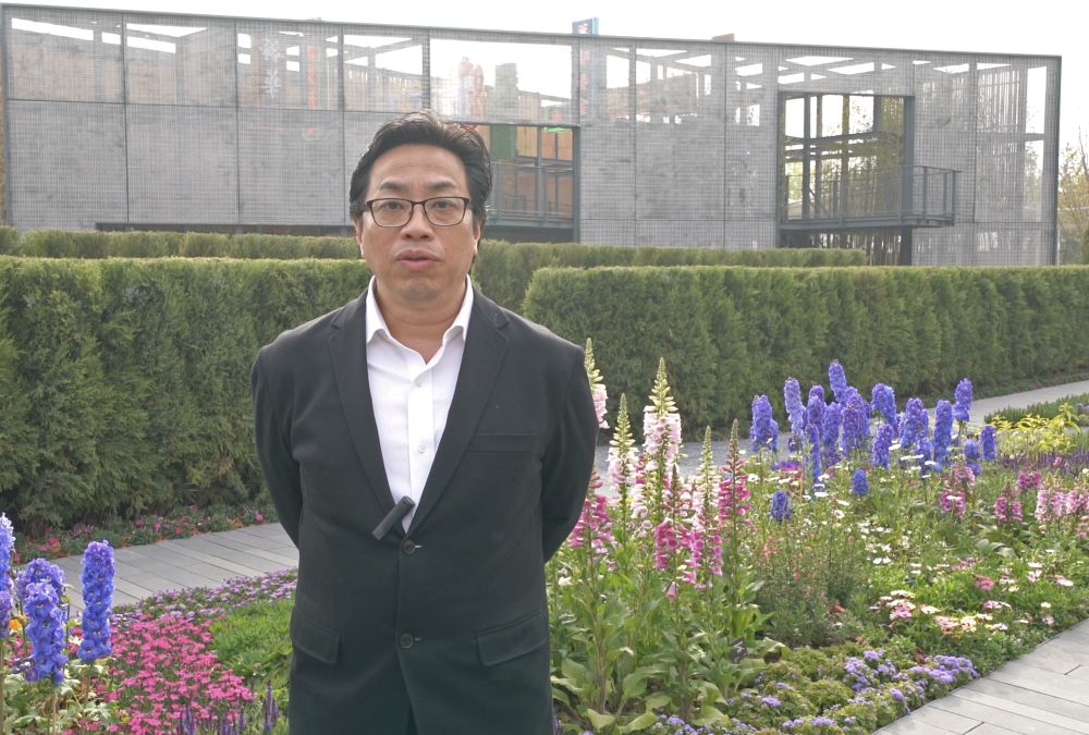 Chief Landscape Architect of the ArchSD, Mr MUI Tung-king, Tony, says the Horticultural Garden has adopted a simple straight row design that imitates the farmland.