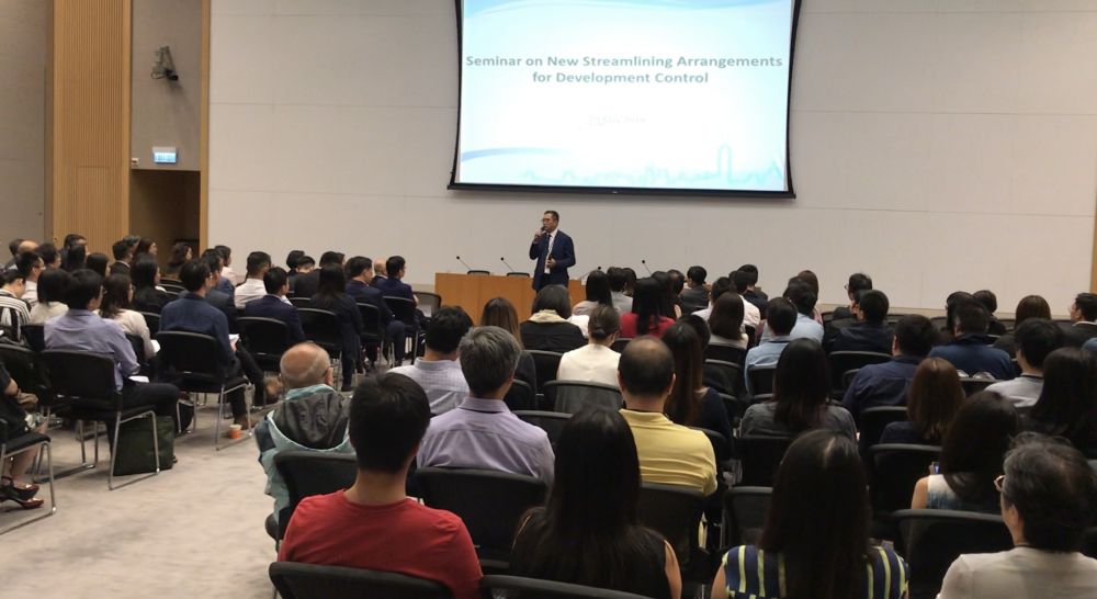 The first batch of streamlining arrangements officially came into force in mid-May. A seminar was conducted by the Development Bureau (DEVB) earlier for the industry to gain a better understanding of the relevant technical details.