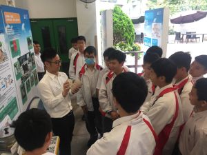 The Geotechnical Engineering Office (GEO) has launched the “School Ambassador Programme” this year to promote students’ knowledge about slope safety, landslide prevention, geology of Hong Kong, causes of landslides, etc. So far, some 40 colleagues have visited more than 60 secondary schools with overwhelming responses from students.