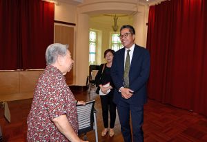 During his visit to the Haw Par Music Farm, revitalised from the Haw Par Mansion, the Secretary for Development (SDEV), Mr WONG Wai-lun, Michael (right), meets and chats with the former owner of the mansion and founder of the Aw Boon Haw Foundation, Ms AW Sian, Sally (left). 