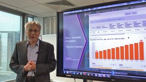 According to Mr LIU, data of PlanD’s different databases are consolidated into a one-stop information platform for colleagues to search the needed information. 