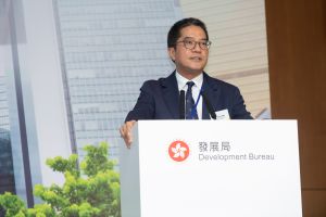 The SDEV, Mr Michael WONG, hopes that all major project leaders will take Hong Kong’s construction industry to new heights upon graduation.