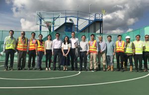 The USDEV, Mr LIU Chun-san (sixth left), especially says thank you to the project team for their professionalism and dedication. While the Hong Kong-Shenzhen Innovation and Technology Park is being developed, wetlands and green areas of the Loop and the surrounding are being conserved to maintain the ecology and biodiversity.