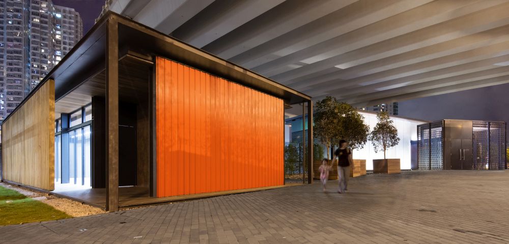 The Eastern CGS features an exhibition area and a multi-purpose room for the organisation of environmental protection education exhibitions and activities. Pictured is the outside of the CGS at night.