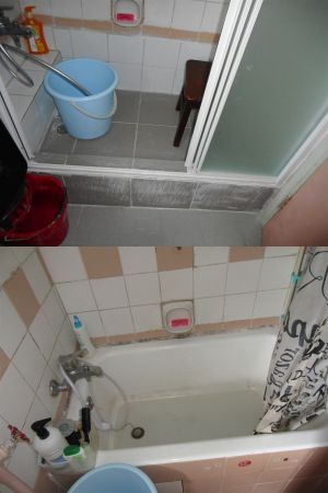 The bath tub (below) has been replaced with the shower (above) to enhance elderly home safety.