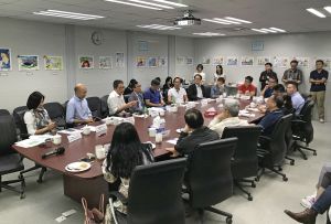The SDEV, Mr Michael WONG and the joint subcommittees of the Lantau Development Advisory Committee visit the site of near-shore reclamation of the TCNTE and exchange views on future planning and development.