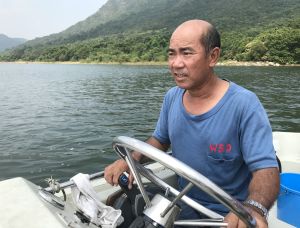 Artisan (Fishing) of the WSD, Mr KWOK Tai-hei, says that the water surface of the reservoirs may look calm, but under unstable weather conditions such as high winds in the monsoon season, white caps on wave top over reservoir water surface can also be seen, and so he reminds his colleagues to pay attention to work safety at all times.
