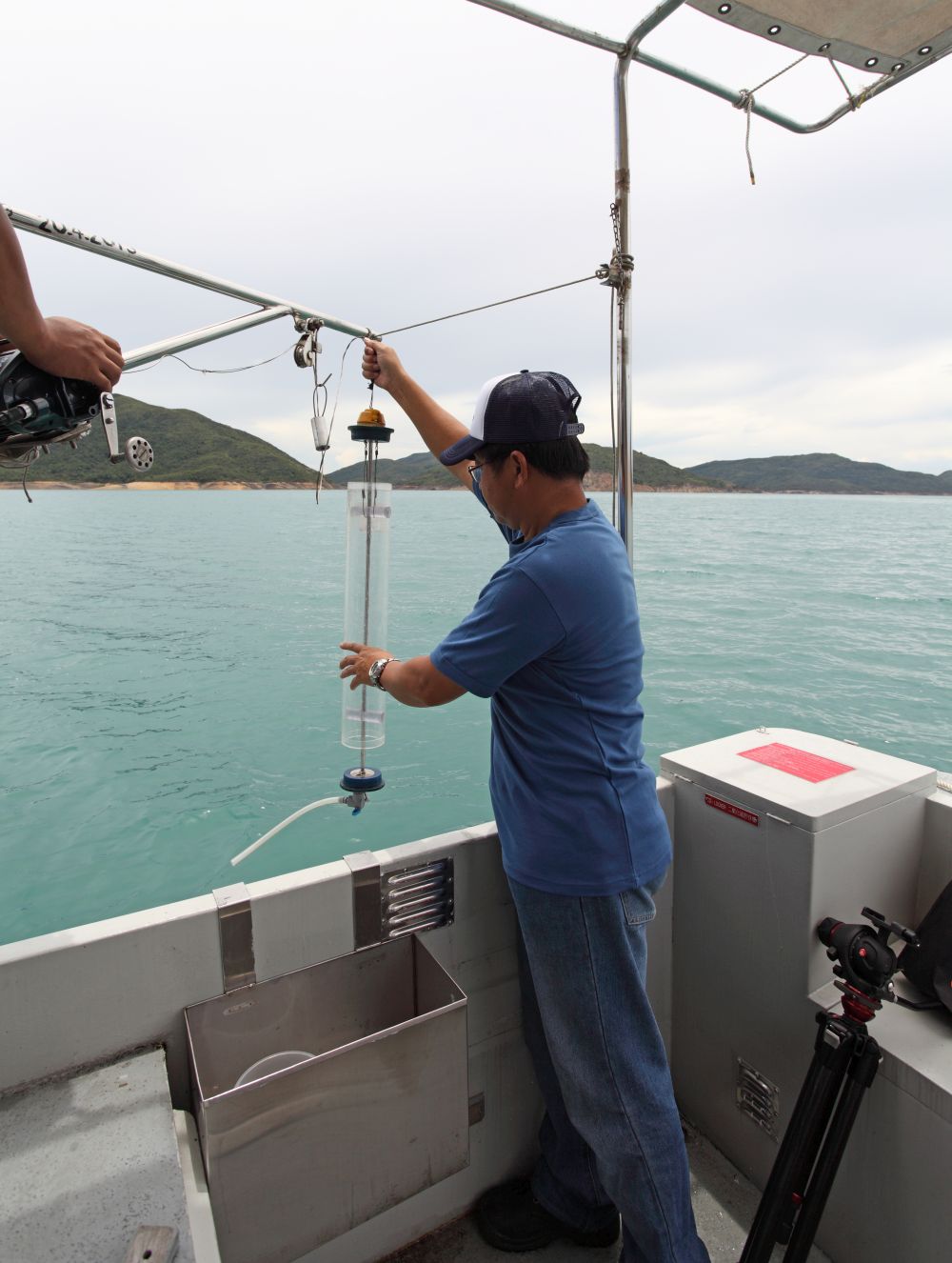 WSD colleagues take water samples from reservoirs regularly for testing at the laboratory to monitor water quality.