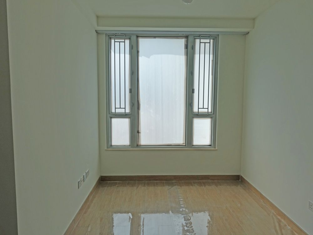 MiC adopts the concept of “factory assembly followed by on-site installation”, where freestanding modules, such as living rooms, bedrooms, kitchens, bathrooms, etc., are prefabricated in a factory and then transported to the site for installation like piling up building blocks with a view to minimising the duration of works on site.