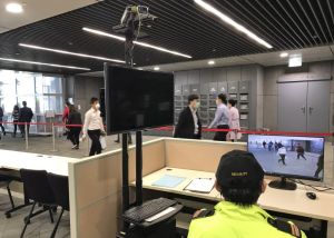 The EMSD has installed Smart Fever Screening Systems at areas with higher people flow such as boundary control points, airports and the Central Government Offices to make it more efficient to curb the epidemic.