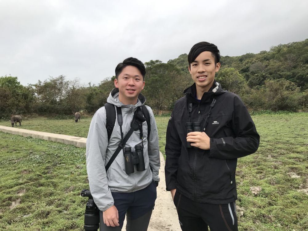 Conservation Officer of the Sustainable Lantau Office (SLO), Mr. CHOW Hing-yin, Stephen (left) and the ecology consultant, Philip (right), went to Pui O in early March to share with us the objective, progress and preliminary results of the Ecological Study for Pui O, Shui Hau, Tai O and Neighbouring Areas.