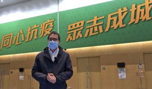 The Secretary for Development (SDEV), Mr WONG Wai-lun, Michael, says that under the second-round measures, the Government will offer a one-off subsidy of $7,500 to each eligible construction worker, and more than 530 000 workers will directly benefit from the subsidy. At the same time, the Government will provide a one-off subsidy to about 30 000 construction-related enterprises, generally small-scaled, which cannot benefit from the first-round measures, in order to further help the construction sector fight the epidemic.