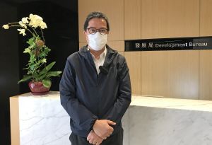 The Secretary for Development, Mr WONG Wai-lun, Michael, says that the Development Bureau and the departments under its purview will create about 4 700 short-term jobs covering different fields and trades in the coming period. 