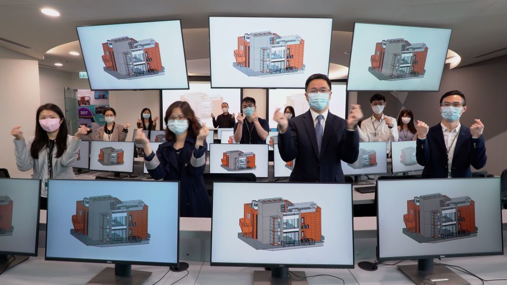 Special thanks go to the frontline construction practitioners and workers for taking part in the shooting of the MV of Sail through the Pandemic.