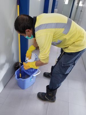 The contractor has implemented various anti-epidemic measures on the construction site, including daily body temperature checking of workers accessing the site, enhancing cleansing of the site area and site office, and displaying anti-epidemic posters from the Department of Health.