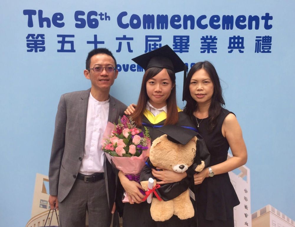 Mr CHUI Wai-yiu has been getting along with his daughter like a friend and hopes that she will share her feelings and ideas with him at ease.