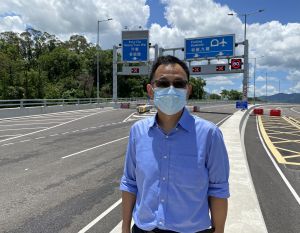 The CEDD’s Senior Engineer, Mr LU Pei-yu, says that the commissioning of the new BCP can relieve the busy traffic at existing land-based boundary control points, which will facilitate a smoother and more efficient operation of cross-boundary logistics, and enhance the overall handling capacity and service quality of Hong Kong’s boundary control points.