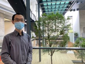 Senior Architect of the Architectural Services Department (ArchSD), Mr LEUNG Kin-hong, Donald, says that besides the trees specially planted in the atrium, green elements are also incorporated in other places of the centre, bringing nature to indoor areas.