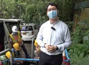 Senior Engineer (Water Loss Management) of the Water Supplies Department (WSD), Mr CHEUNG Kwan-shek, says the Water Intelligent Network (WIN) divides the fresh water distribution network in Hong Kong into about 2 400 District Metering Areas (DMAs). So far more than 1 300 DMAs have been set up.