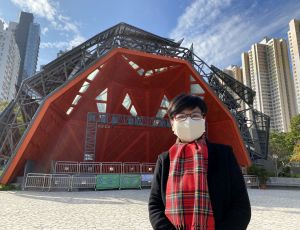 Mrs Sylvia LAM feels very impressed by a number of small-scale district works projects, including the Eastern District Cultural Square she is pictured in.